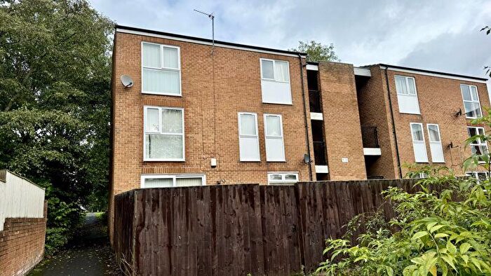 2 Bedroom Flat To Rent In Dunstanburgh Close, Washington, NE38