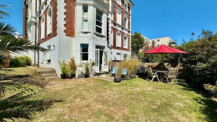 2 Bedroom Flat For Sale In Church Road, St. Leonards-On-Sea, TN37