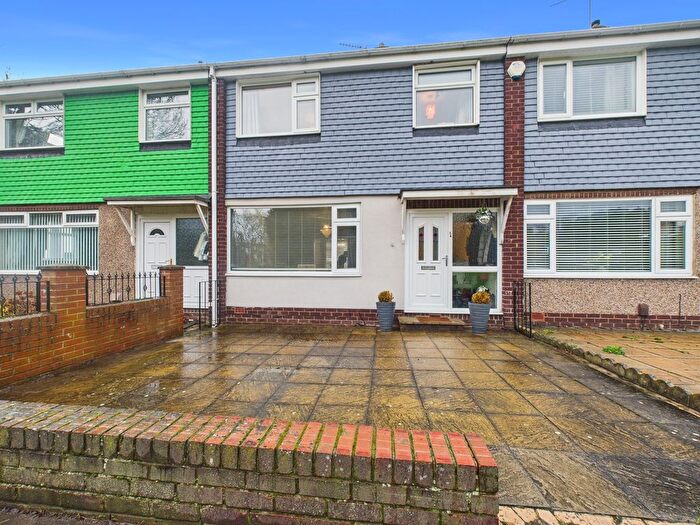 3 Bedroom Terraced House For Sale In Rokeby View, Harlow Green, Gateshead, NE9