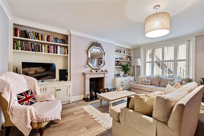 2 Bedroom Flat To Rent In Colosseum Terrace, London, NW1