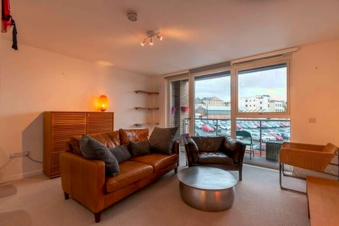 2 Bedroom Flat To Rent In Annandale Street, Edinburgh, EH7