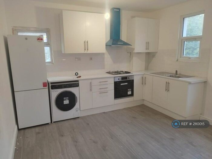 3 Bedroom Maisonette To Rent In Cecil Road, Harrow, HA3