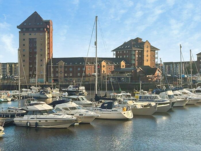 3 Bedroom Flat For Sale In Pocketts Wharf, Maritime Quarter, Swansea, SA1