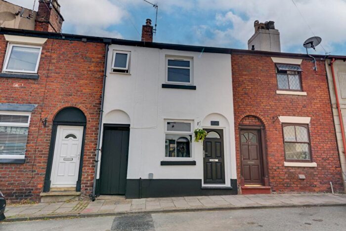 2 Bedroom Terraced House For Sale In Kinsey Street, Congleton, CW12