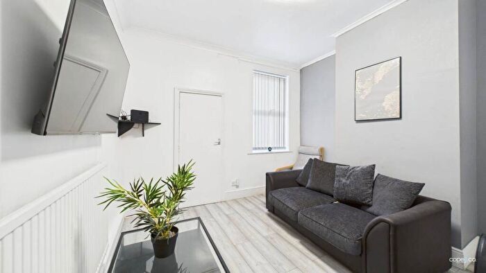 3 Bedroom Terraced House To Rent In Peel Street, Derby, Derbyshire, DE22