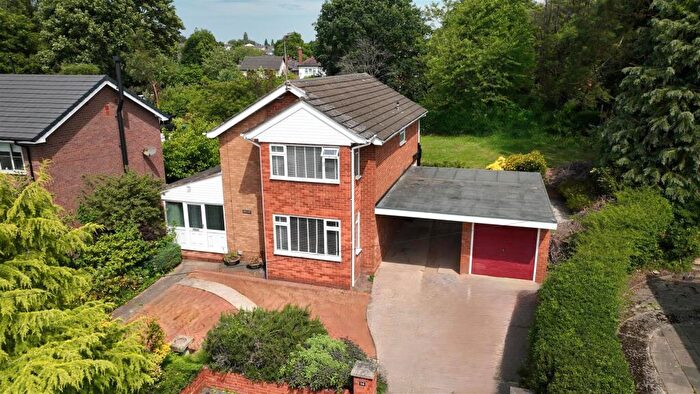 4 Bedroom Detached House For Sale In Lawson Road, Wrexham, LL12