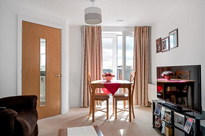 1 Bedroom Apartment For Sale In No Onward Chain At Pine Gardens, Melton Mowbray, LE13
