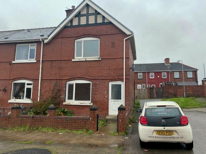 3 Bedroom Semi-Detached House To Rent In Hastings Street, Grimethorpe, S72