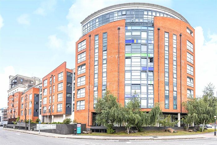 2 Bedroom Apartment To Rent In Kennet Street, Reading, Berkshire, RG1