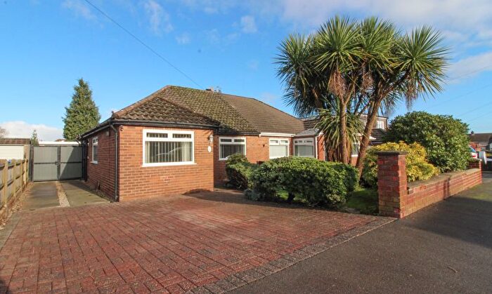 3 Bedroom Semi Detached Bungalow For Sale In Milton Grove, Billinge, Wigan, WN5