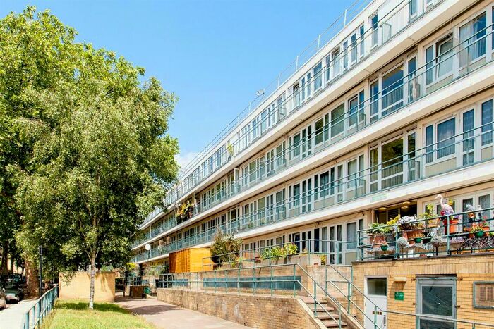 3 Bedroom Flat To Rent In Weedington Road, Kentish Town, NW5