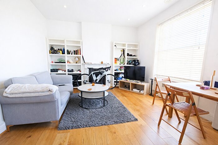 1 Bedroom Flat To Rent In Murray Street, Camden, NW1