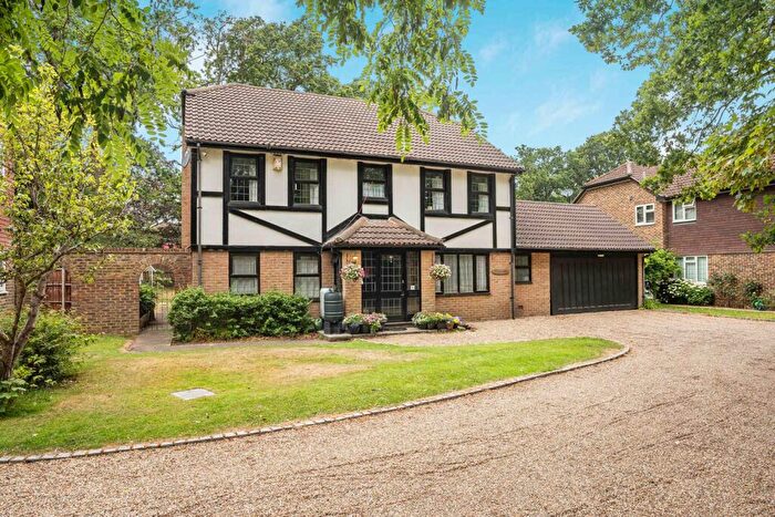 5 Bedroom Detached House For Sale In Ridgway Road, Pyrford, Woking, Surrey, GU22