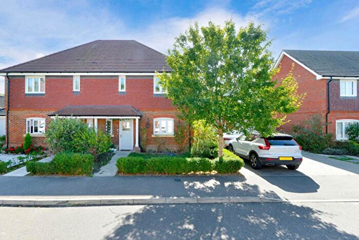 3 Bedroom Semi Detached House For Sale In Nursery Green, Loxwood, RH14