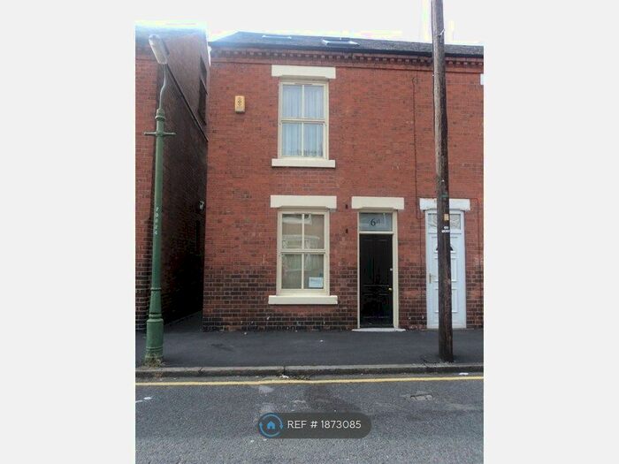 5 Bedroom Semi-Detached House To Rent In City Road Dunkirk, Nottingham, NG7