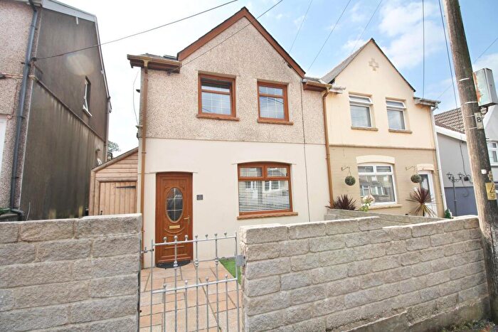 3 Bedroom Semi-Detached House To Rent In Thomas Street, Gilfach Goch, CF39
