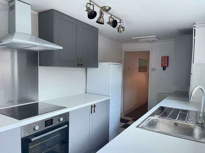 4 Bedroom Terraced House To Rent In Pennell Street, Lincoln, LN5