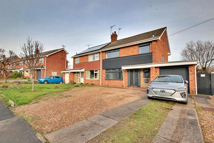 3 Bedroom Semi Detached House For Sale In St. Leonards Road, Beverley, HU17