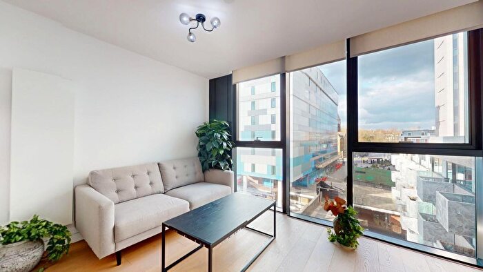 1 Bedroom Flat To Rent In Highgate Hill, London, N19