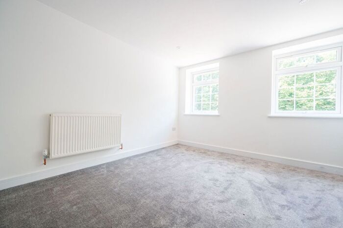 2 Bedroom Flat To Rent In Westfield Road, Westfield, Woking, GU22