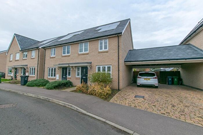 3 Bedroom Semi-Detached House To Rent In Racecourse View, Cottenham, CB24