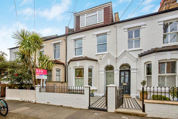 3 Bedroom Terraced House For Sale In Franche Court Road, Earlsfield, London, SW17