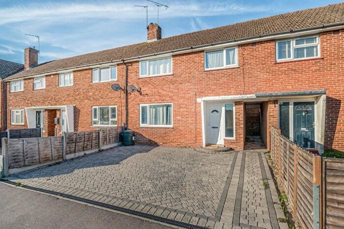 3 Bedroom Terraced House For Sale In Blendworth Crescent, Havant, PO9