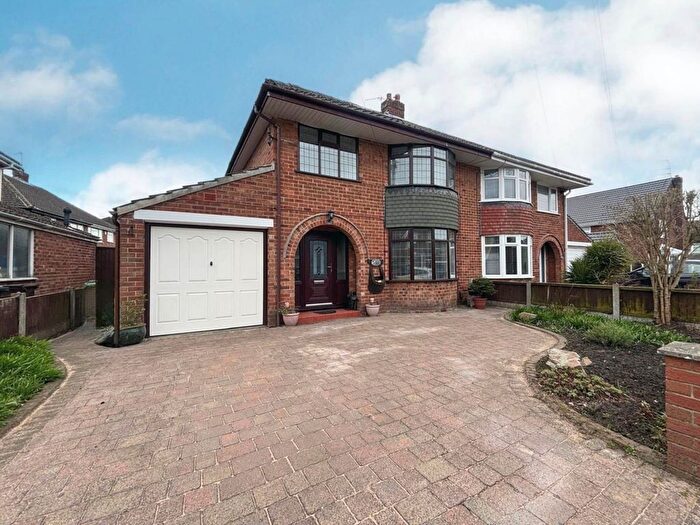 4 Bedroom Semi Detached House For Sale In Ambleside Road, Maghull, L31
