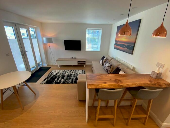 1 Bedroom Flat To Rent In Bosvigo Road, Truro, TR1