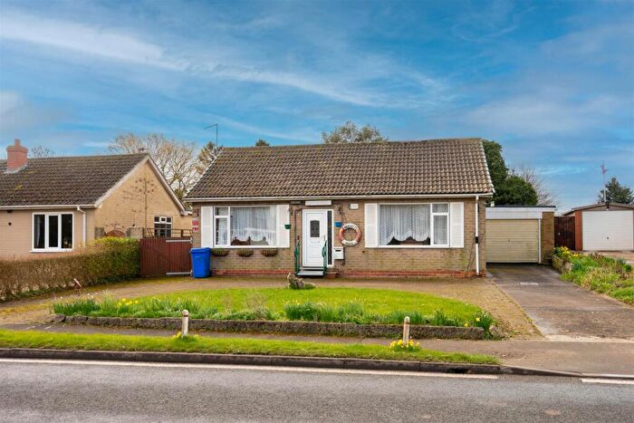 2 Bedroom Detached Bungalow For Sale In North End, Roos, HU12