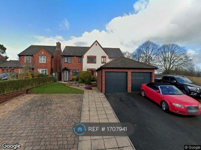 2 Bedroom Semi-Detached House To Rent In Copperfield Villas, Exeter, EX2