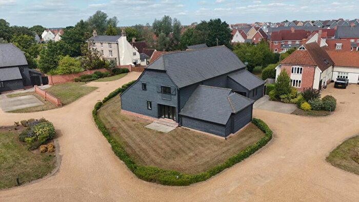 4 Bedroom Detached House For Sale In Old Lodge Court, Chelmsford, CM1