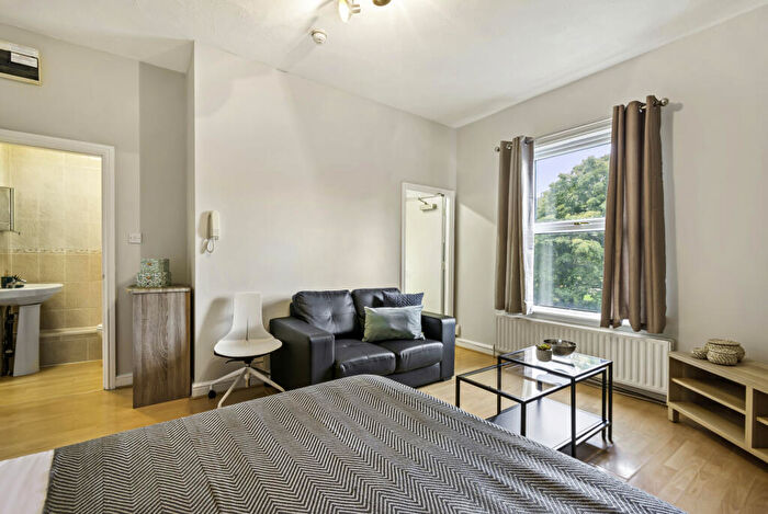 1 Bedroom House To Rent In Moor View, Leeds, LS6