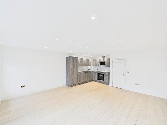 1 Bedroom Flat To Rent In Western Road, Brighton, BN1