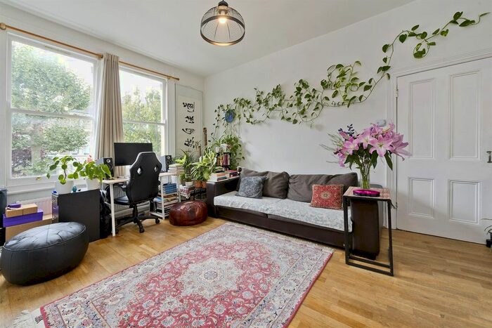 1 Bedroom Flat To Rent In Highlever Road, London, W10