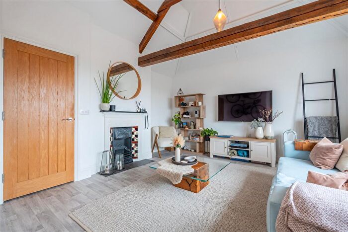 1 Bedroom Flat For Sale In Bath Road, Keynsham, Bristol, BS31