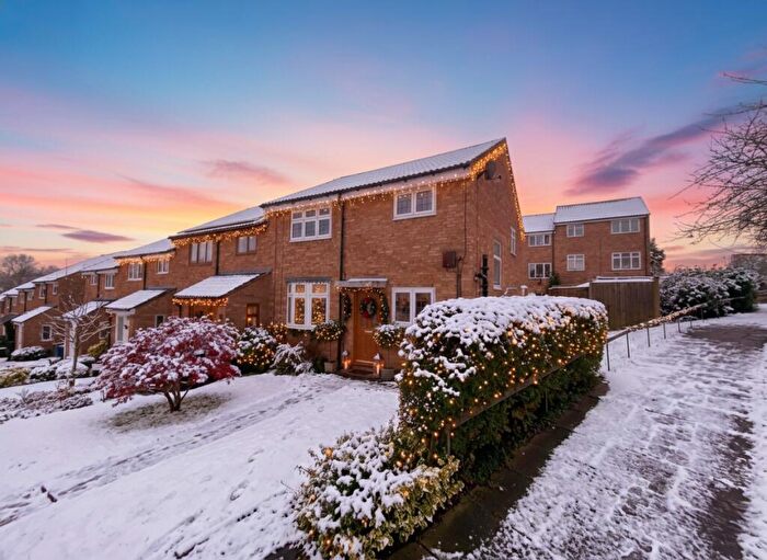 4 Bedroom End Of Terrace House To Rent In Jocelyns, Old Harlow, Essex, CM17