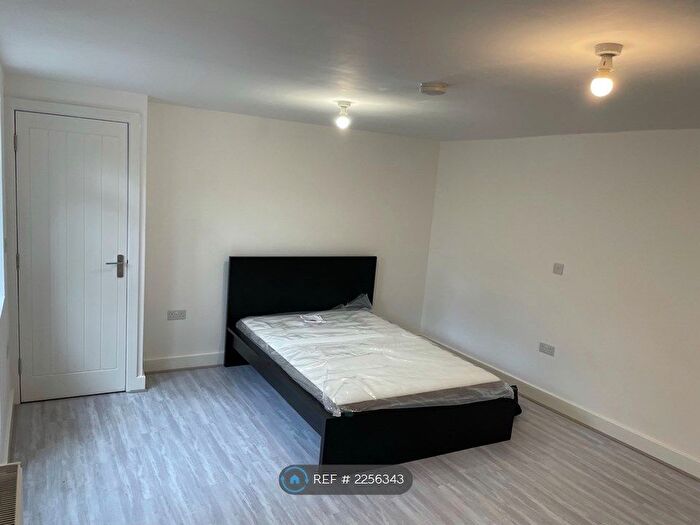 Studio To Rent In Oxford Road, Reading, RG1