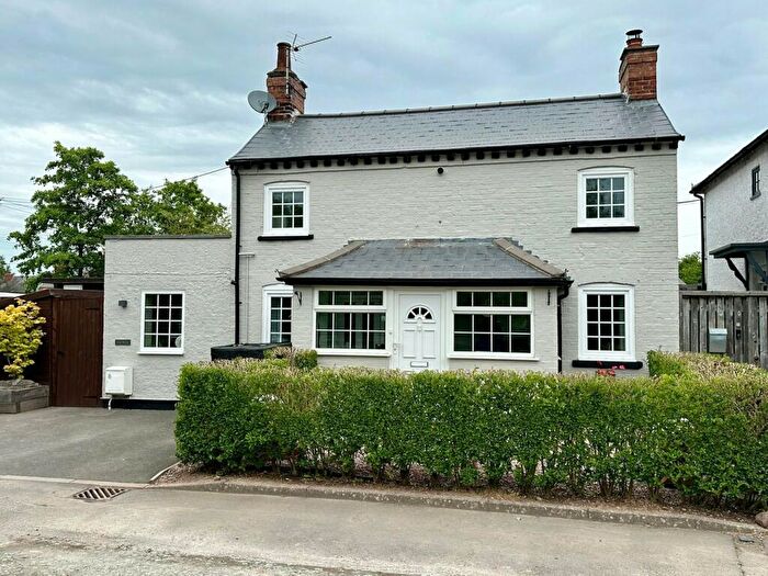 3 Bedroom Detached House For Sale In Roman Road, Hereford, HR4