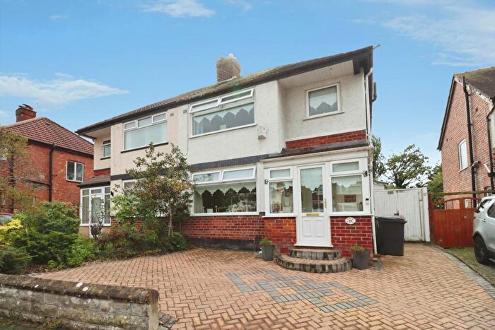 3 Bedroom Semi Detached House For Sale In Borrowdale Road, Bebington, CH63