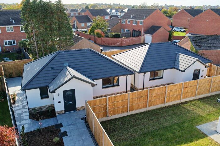 1 Bedroom Bungalow For Sale In Barnes Road, Bournemouth, BH10