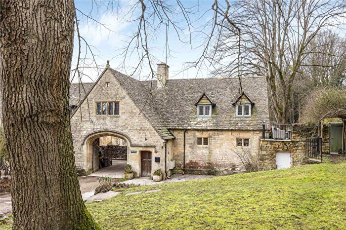 4 Bedroom Semi-Detached House For Sale In Winchcombe, Cheltenham, Gloucestershire, GL54