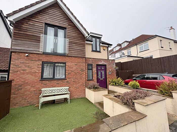 2 Bedroom House To Rent In Halsbury Road, Westbury Park, BS6