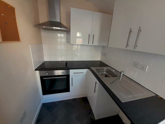 1 Bedroom Flat To Rent In Warbreck Moor, Liverpool, L9