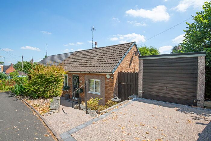 2 Bedroom Semi-Detached Bungalow For Sale In Lodge Close, Mancetter, CV9