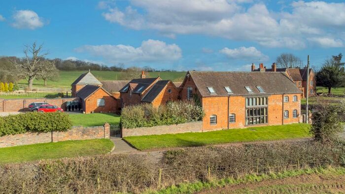 4 Bedroom Barn Conversion For Sale In Holyoakes Lane, Bentley, Nr Bromsgrove, Worcestershire, B97