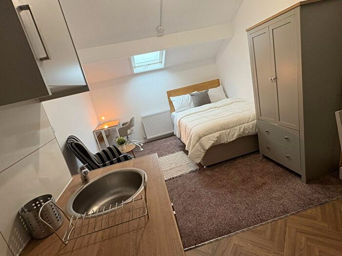 1 Bedroom House To Rent In Room, Parsaonge Street, BL9