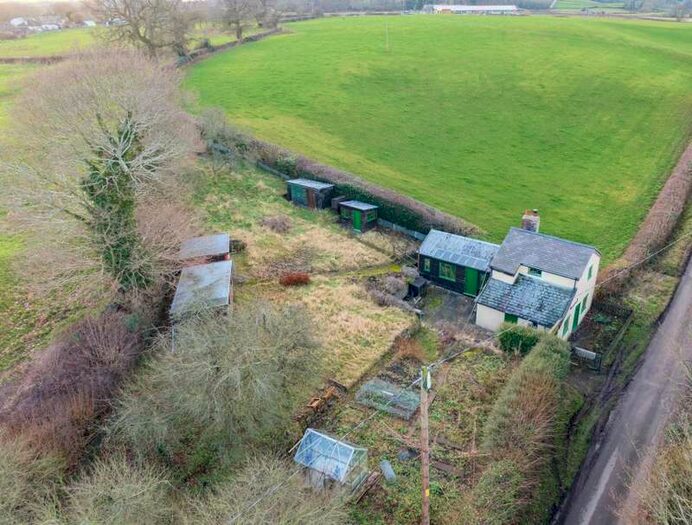 1 Bedroom Cottage For Sale In Ty Gwyn, Chain Lane, Llwyn-y-maen, Oswestry, Shropshire, SY10