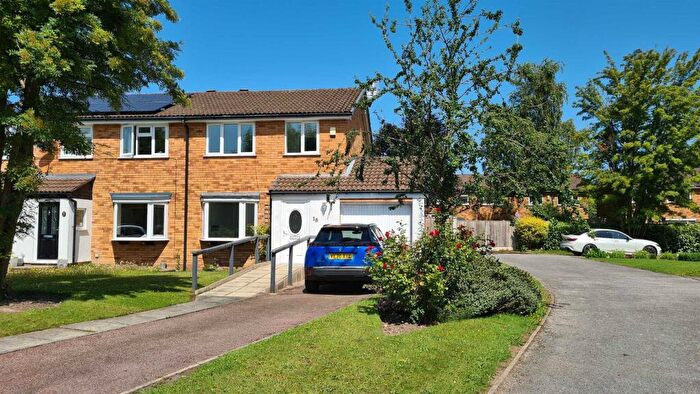 3 Bedroom House To Rent In Heatherfield Court, Wilmslow, Cheshire, SK9