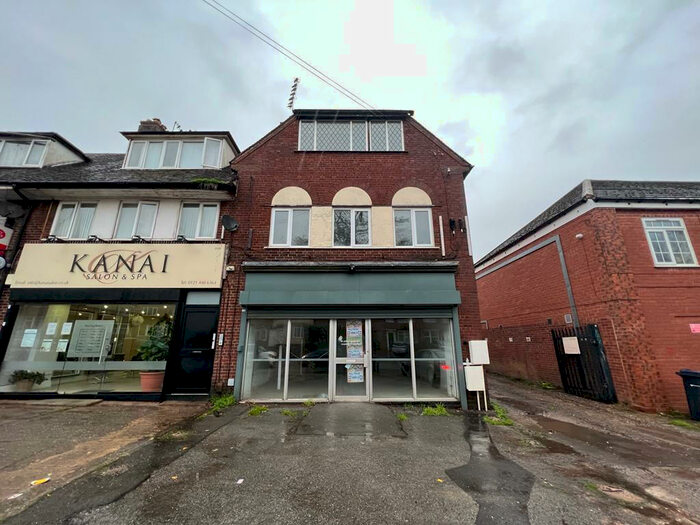 3 Bedroom Flat To Rent In Haunch Lane, Birmingham, West Midlands, B13